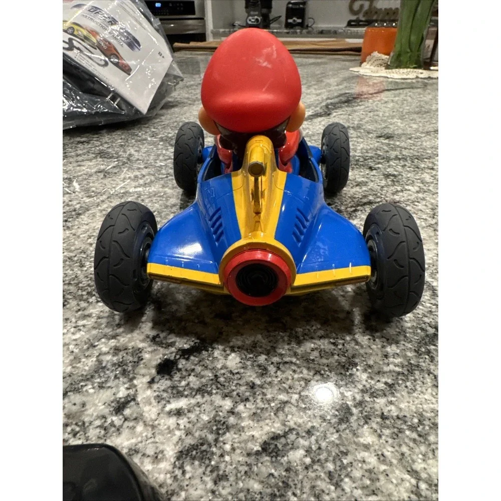 LARGE‎ 10